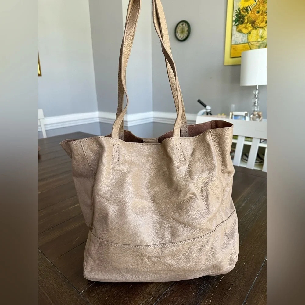 Saks Fifth Ave tote bag